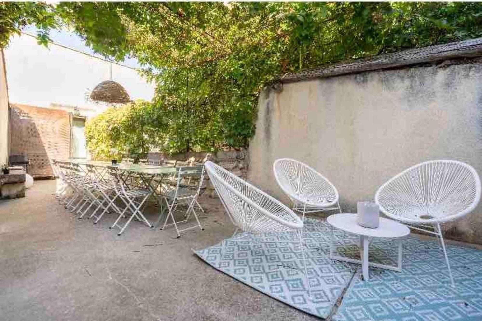 Maison Cosy Lodge 15 P Clim Wifi Cour Garage Montfrin Dış mekan fotoğraf